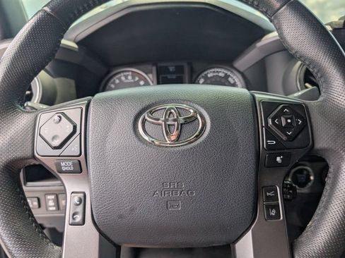 Used 2019 Toyota Tacoma TRD Off-Road AWD/4WD image 21