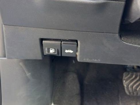 Used 2024 Nissan Kicks SV image 8