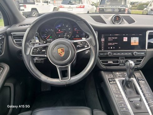 Used 2021 Porsche Macan AWD/4WD image 26