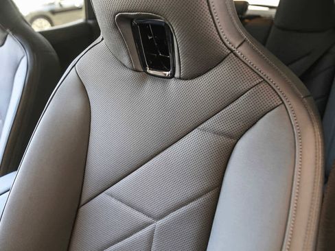 Used 2025 BMW iX xDrive50 w/ Sport Package image 25