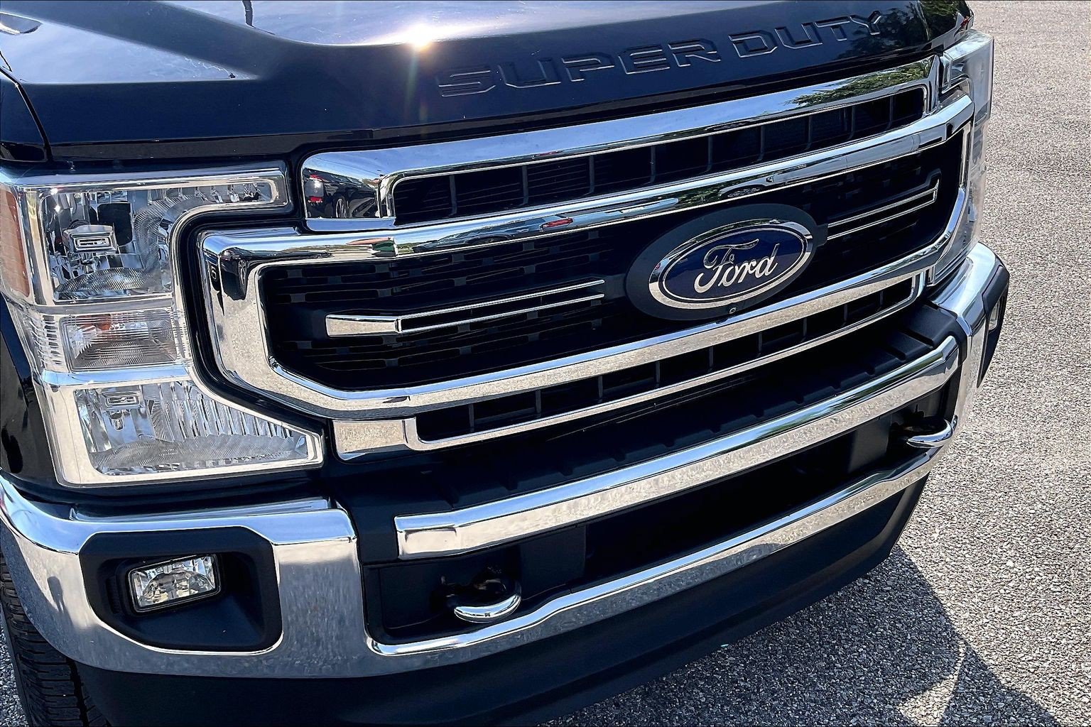 Used 2021 Ford F350 Lariat w/ Chrome Package AWD/4WD image 30