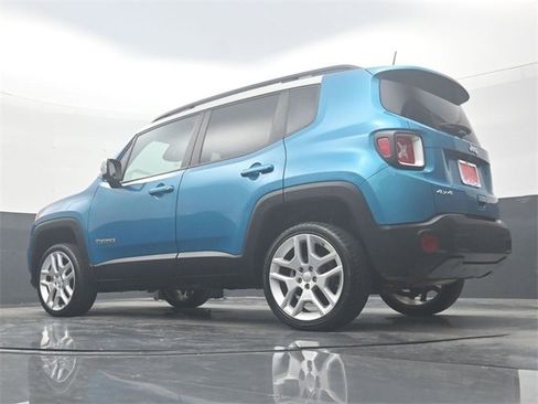 Used 2021 Jeep Renegade Latitude w/ Convenience Group image 30