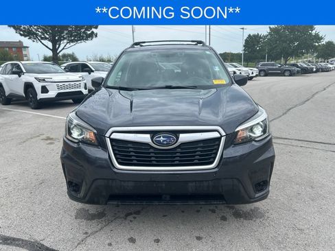 Used 2019 Subaru Forester Premium AWD/4WD image 2