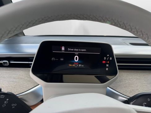 New 2025 Volkswagen ID. Buzz 1st Edition image 11