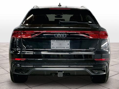 Used 2023 Audi Q8 Prestige w/ Prestige Package image 7
