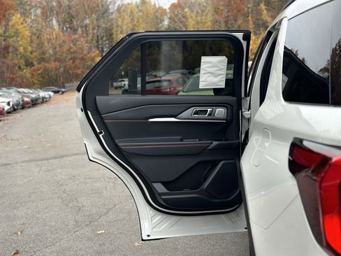 New 2026 Ford Explorer ST w/ Sun And Sound Package image 24