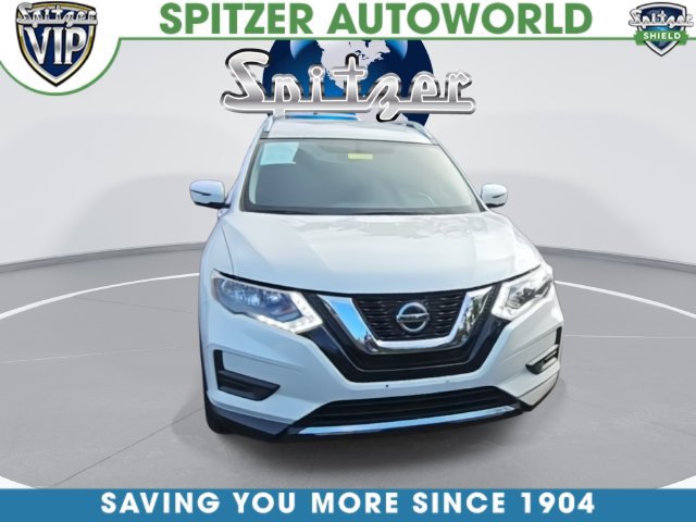 Used 2018 Nissan Rogue SV w/ Premium Package AWD/4WD image 4