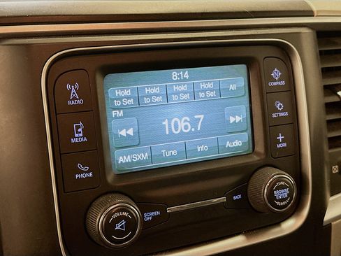 Used 2017 RAM 1500 Classic SLT AWD/4WD image 21