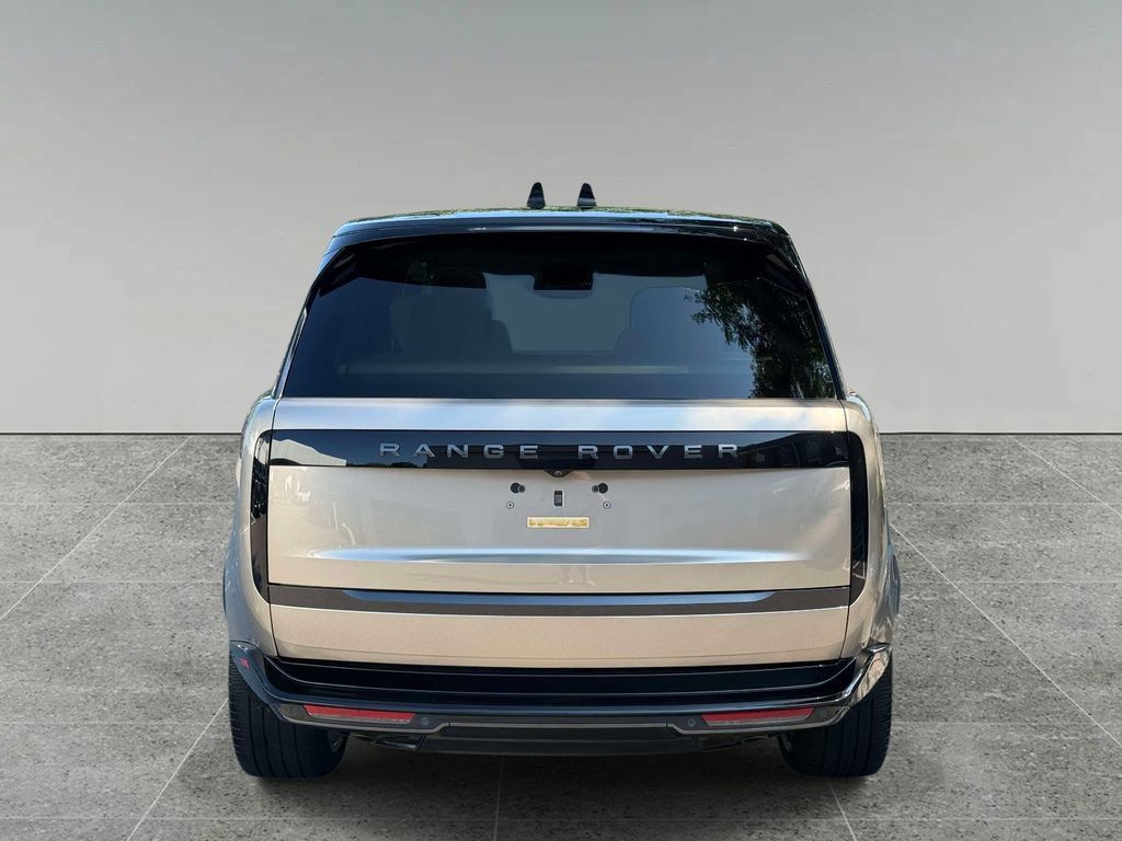 Used 2024 Land Rover Range Rover Long Wheelbase Autobiography AWD/4WD image 11