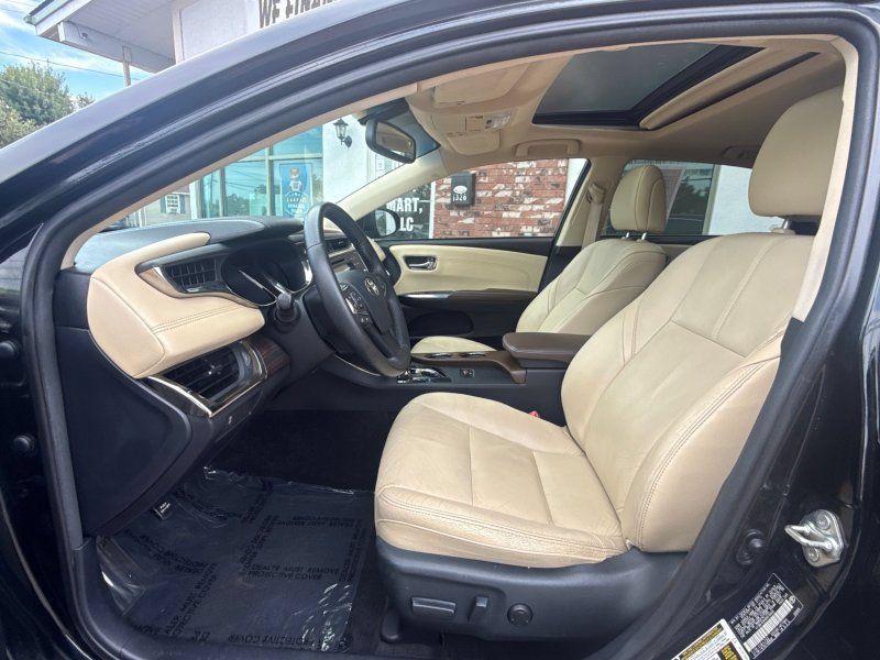 Used 2013 Toyota Avalon XLE Premium FWD image 11