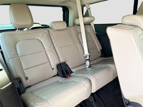 Used 2024 Lincoln Navigator L Reserve AWD/4WD image 29