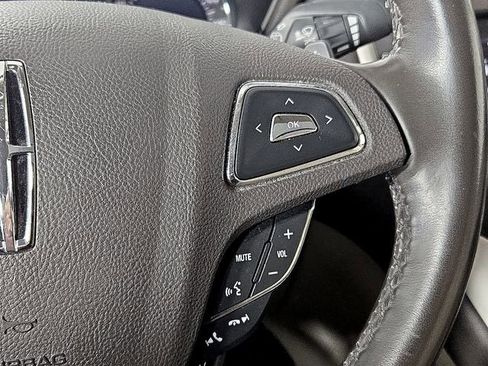 Used 2018 Lincoln MKC Reserve image 23