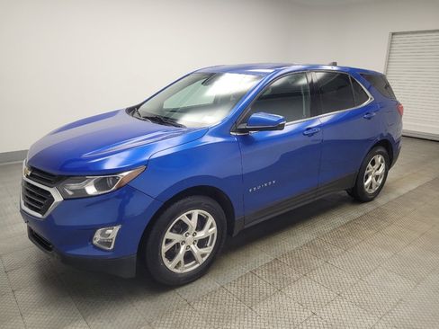 Used 2019 Chevrolet Equinox LT FWD image 2