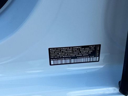 Used 2024 Volkswagen GTI Autobahn image 32