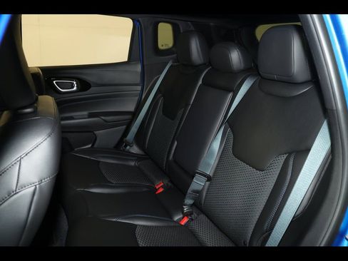 New 2026 Jeep Compass Latitude image 15