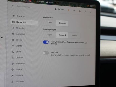 Used 2024 Tesla Model Y Long Range image 15
