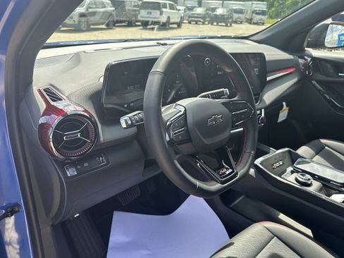 New 2026 Chevrolet Equinox RS w/ Safety and Technology Package FWD image 11