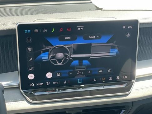 New 2026 Volkswagen Tiguan SE FWD image 13