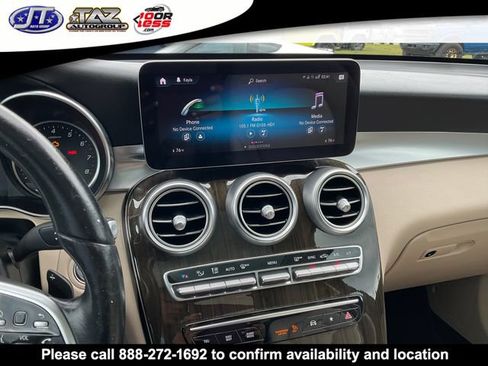 Used 2021 Mercedes-Benz GLC 300 image 21