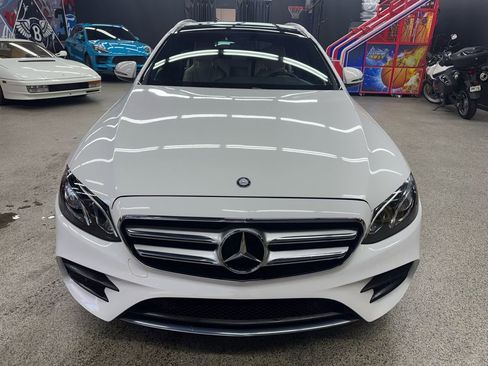 Used 2017 Mercedes-Benz E 400 4MATIC image 8