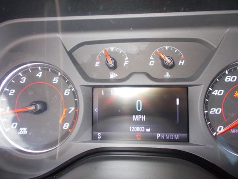 Used 2018 Chevrolet Camaro LT image 13