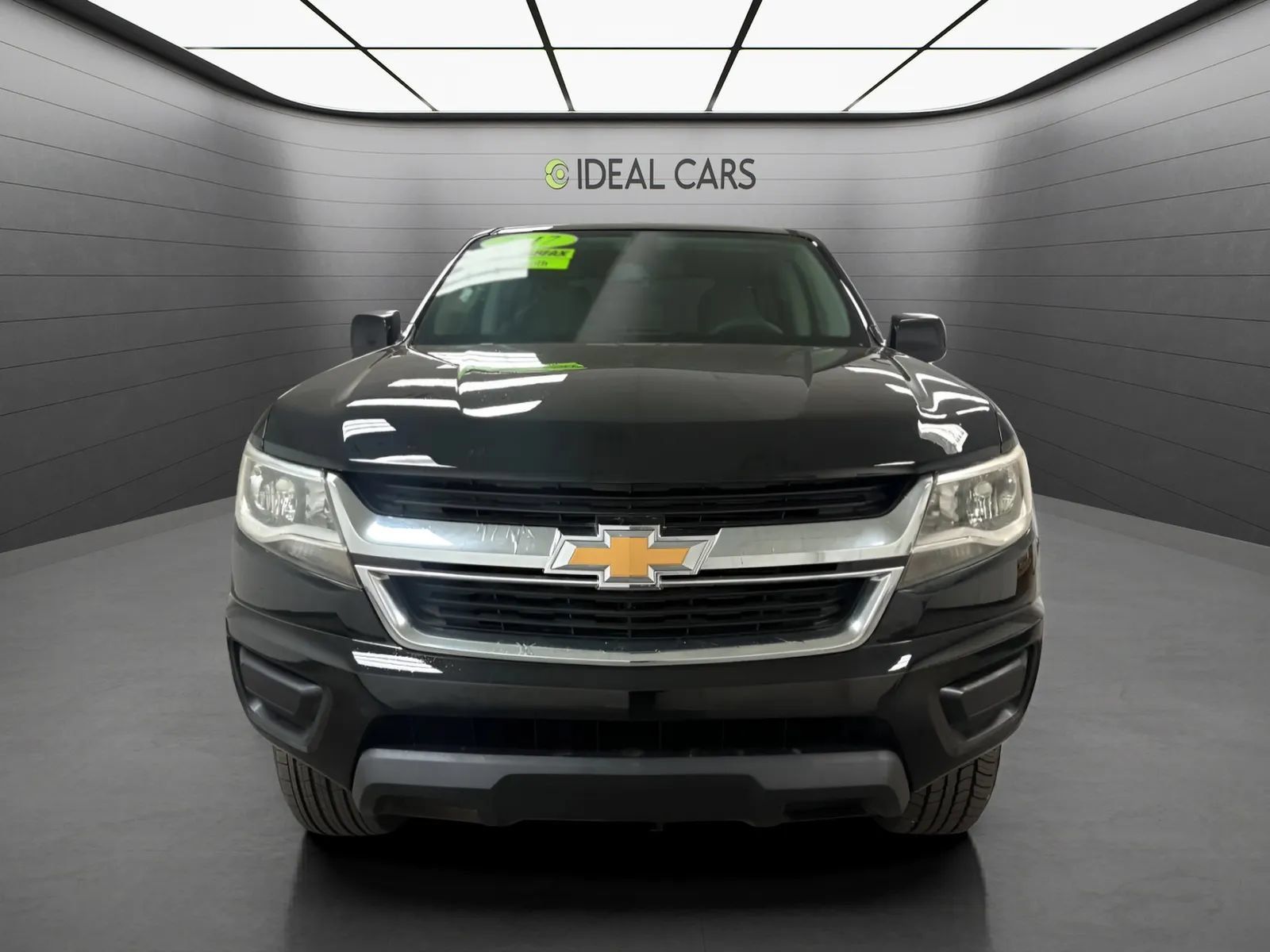 Used 2017 Chevrolet Colorado W/T w/ Custom Special Edition RWD image 2