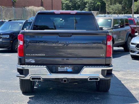 Used 2023 Chevrolet Silverado 1500 LT w/ Z71 Off-Road Package AWD/4WD image 4