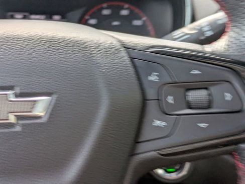 Used 2023 Chevrolet TrailBlazer RS w/ Sun and Liftgate Package image 27