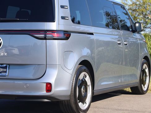 Used 2025 Volkswagen ID. Buzz Pro S image 74