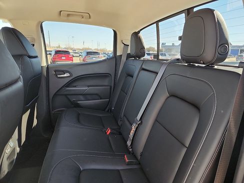 Used 2022 Chevrolet Colorado LT w/ Luxury Package image 5