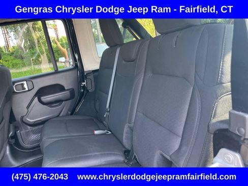Used 2023 Jeep Wrangler Unlimited Sport AWD/4WD image 39