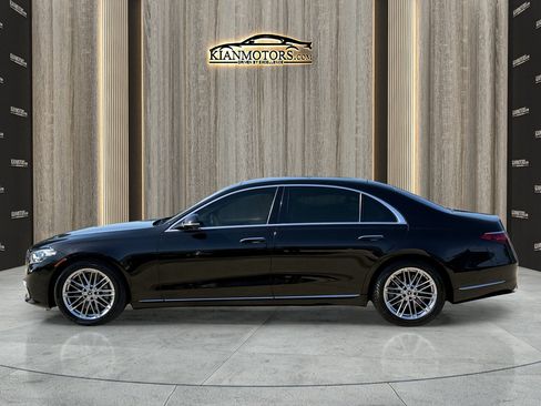 Used 2021 Mercedes-Benz S 580 4MATIC Sedan w/ Warmth & Comfort Package image 10
