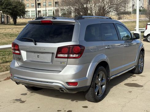 Used 2016 Dodge Journey Crossroad image 4