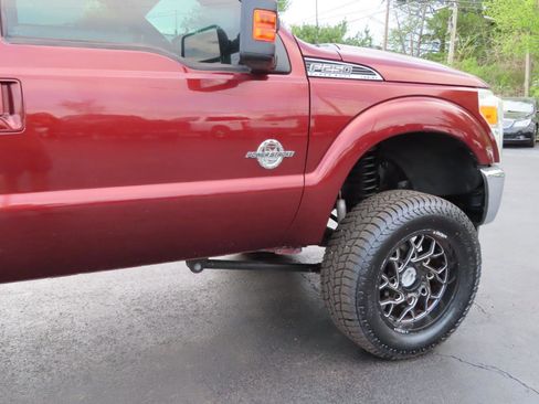 Used 2016 Ford F250 Lariat w/ Lariat Interior Package image 26