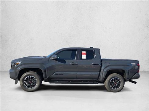 New 2025 Toyota Tacoma TRD Sport image 7
