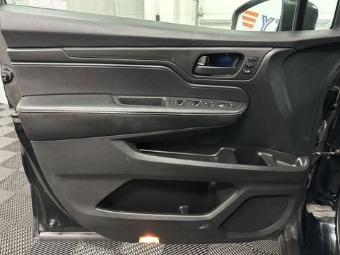Used 2021 Honda Odyssey EX-L image 18