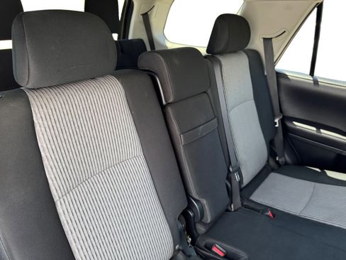 Used 2017 Toyota 4Runner SR5 AWD/4WD image 20