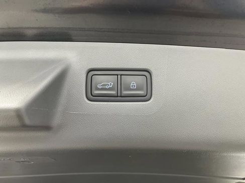 Used 2024 Hyundai Santa Fe Limited image 16