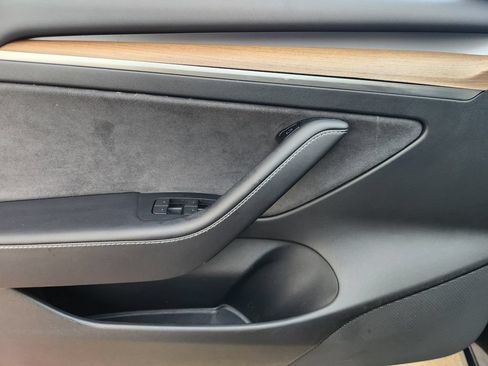 Used 2023 Tesla Model 3 Standard Range RWD image 18
