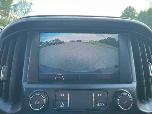 Used 2021 Chevrolet Colorado LT w/ Fleet Safety Package RWD image 6