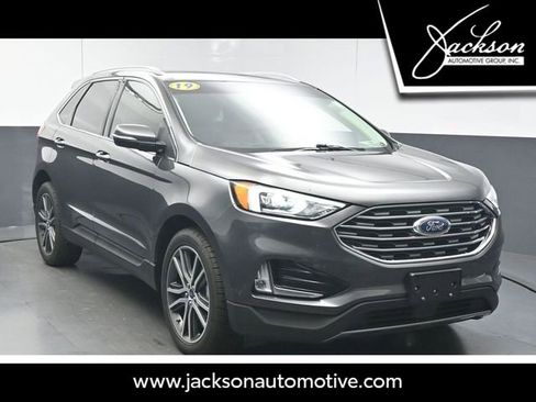 Used 2019 Ford Edge Titanium w/ Cold Weather Package image 1