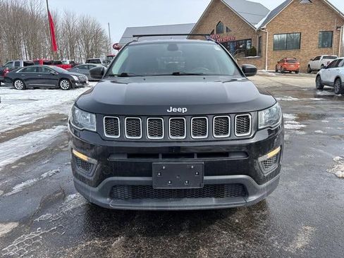 Used 2018 Jeep Compass Sport w/ Cold Weather Group image 2