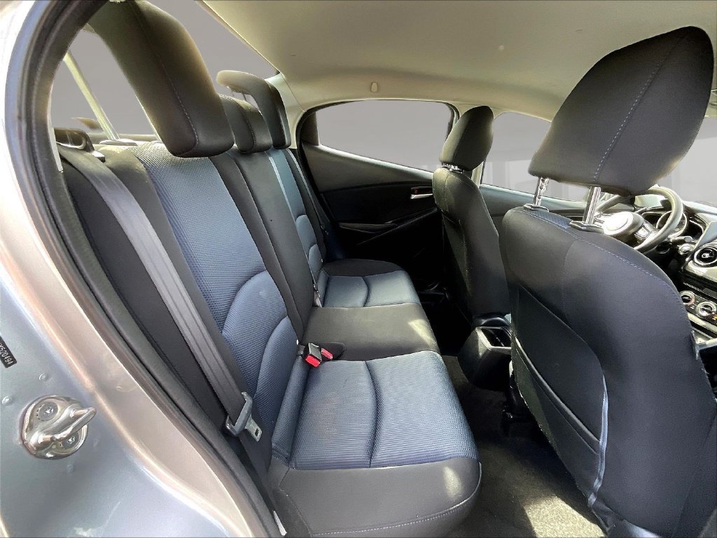 Used 2019 Toyota Yaris LE FWD image 23