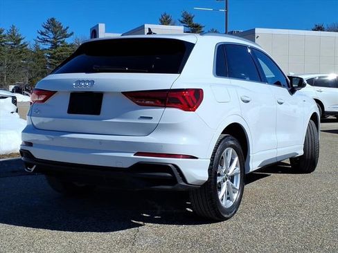 Used 2023 Audi Q3 2.0T Premium w/ Convenience Package image 3