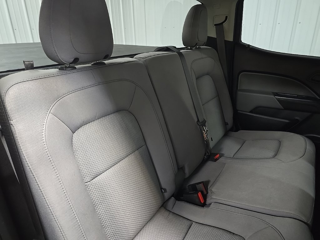 Used 2021 Chevrolet Colorado W/T w/ WT Convenience Package AWD/4WD image 16
