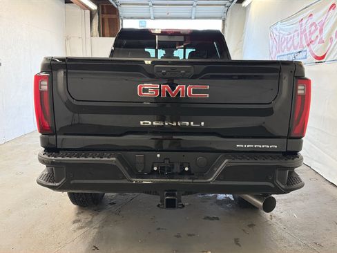New 2026 GMC Sierra 2500 Denali w/ Denali Reserve Package image 6