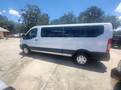 Used 2016 Ford Transit 350 XLT RWD image 20
