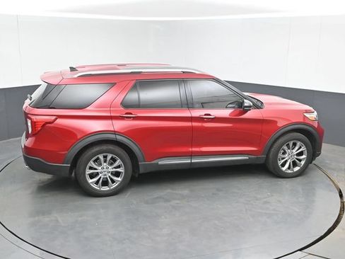 Used 2021 Ford Explorer Limited w/ Equipment Group 301A AWD/4WD image 44