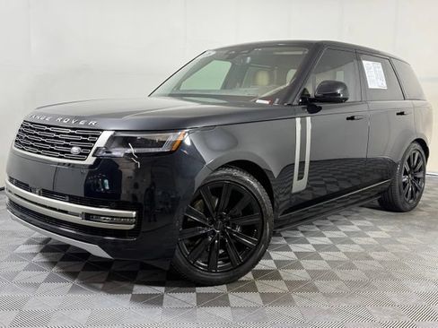 Used 2026 Land Rover Range Rover SE AWD/4WD image 1