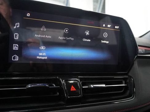 Used 2025 Chevrolet TrailBlazer RS w/ Convenience Package FWD image 21